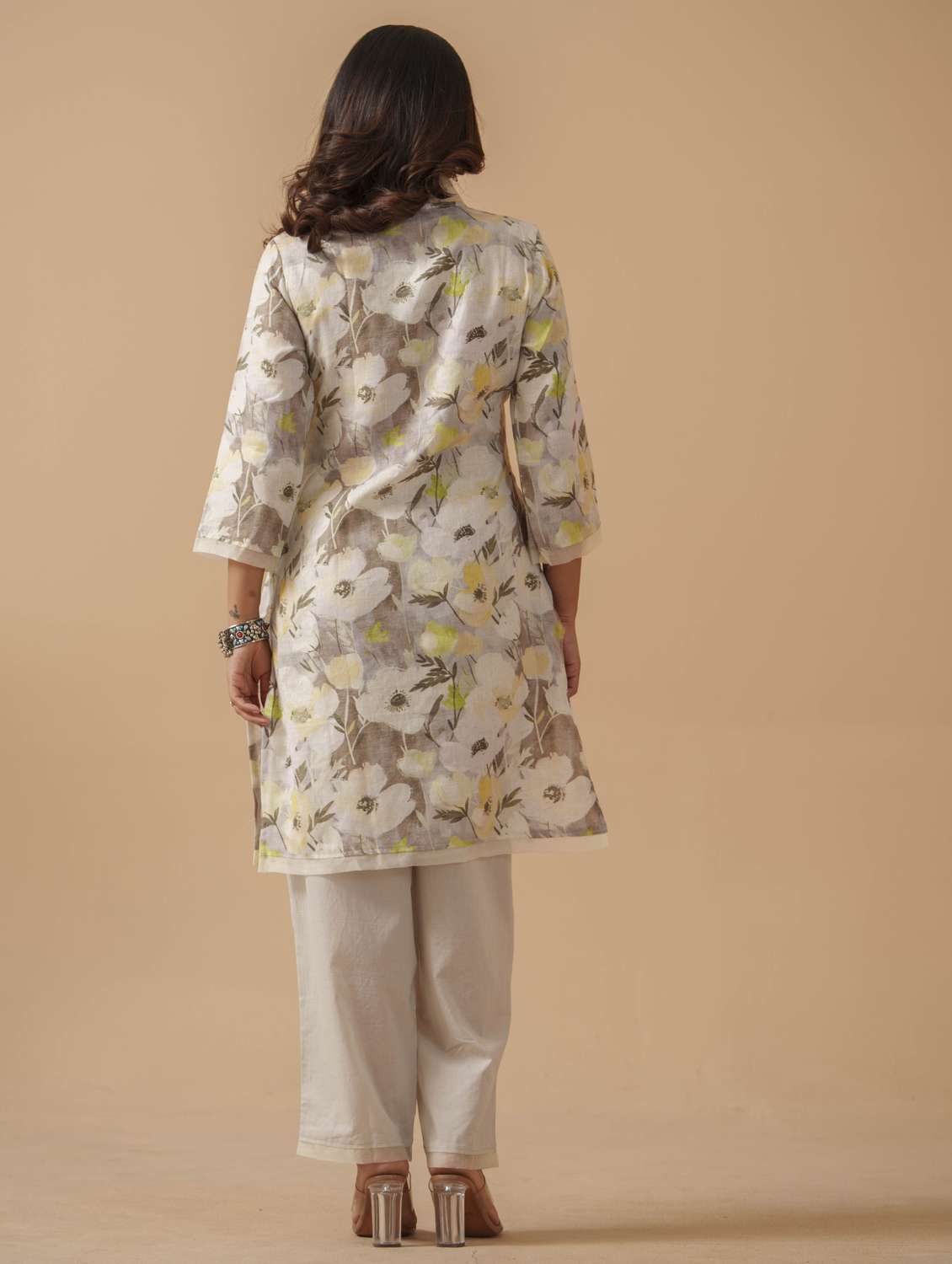 women floral three quarter sleeve kurta pant set - 22282208 -  Standard Image - 4