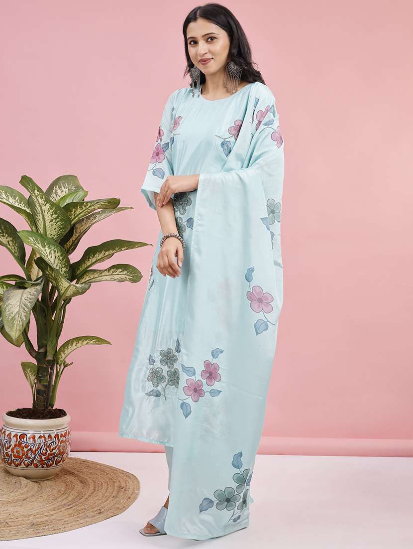 women floral three quarter sleeve kurta pant with dupatta set - 22282292 -  Standard Image - 4