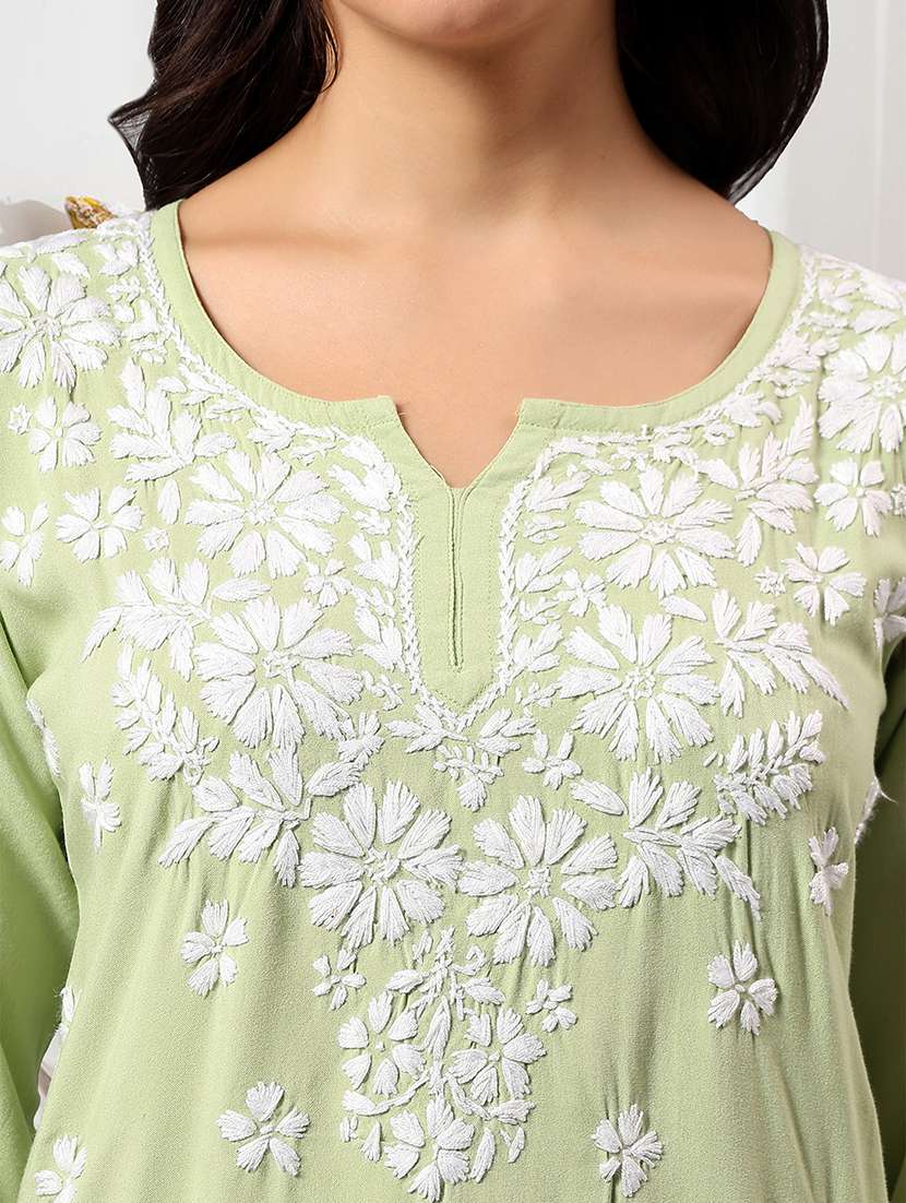 Women Solid With Work Three Quarter Sleeve Straight Kurti - 22282299 -  Standard Image - 4