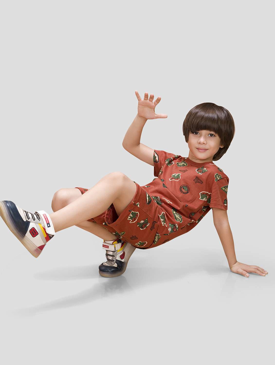 boys printed shorts co-ord set - 22282376 -  Standard Image - 1