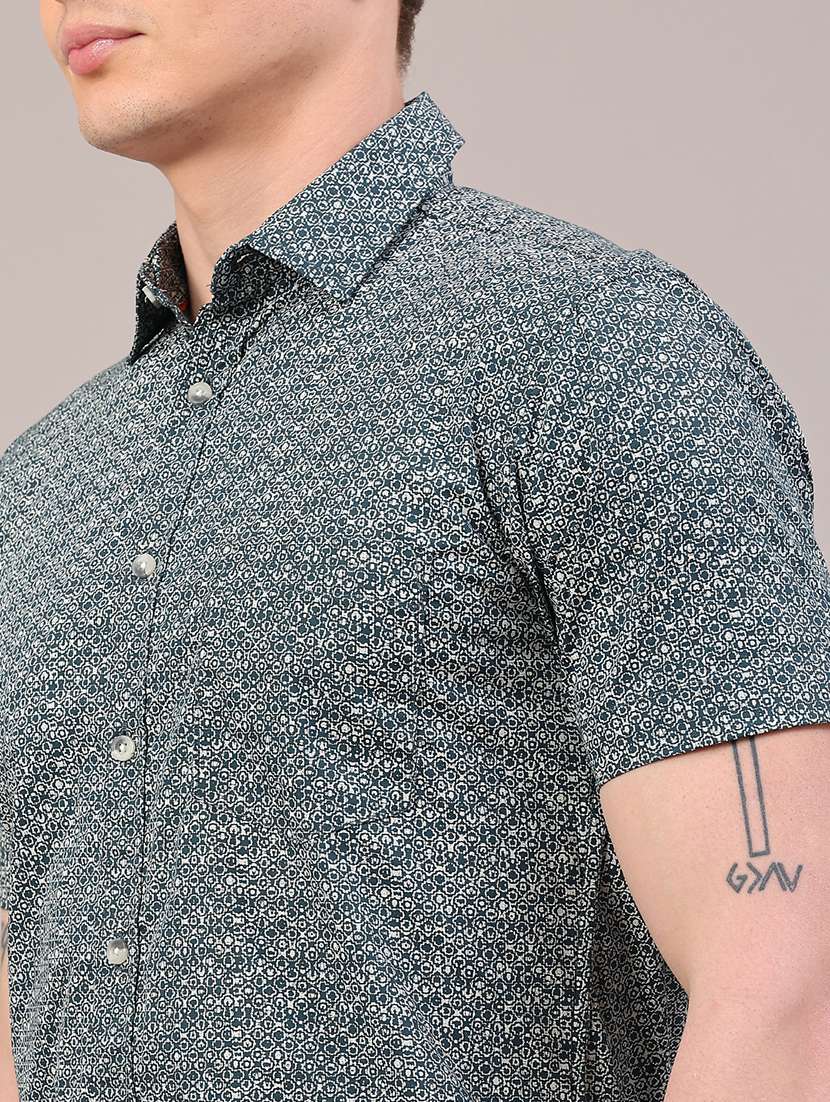 men printed short sleeve slim fit casual shirt - 22284781 -  Standard Image - 1