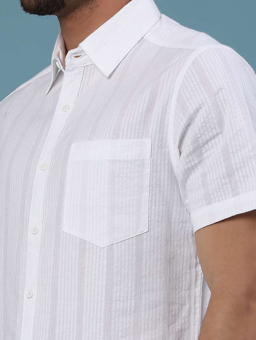 men textured short sleeve casual shirt - 22284785 -  Standard Image - 1
