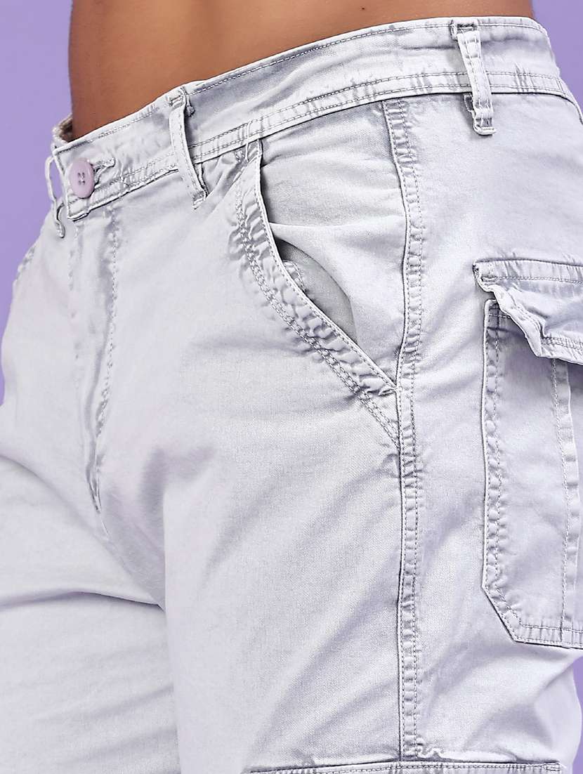 men solid mid rise regular fit cargo  - 22285076 -  Standard Image - 1