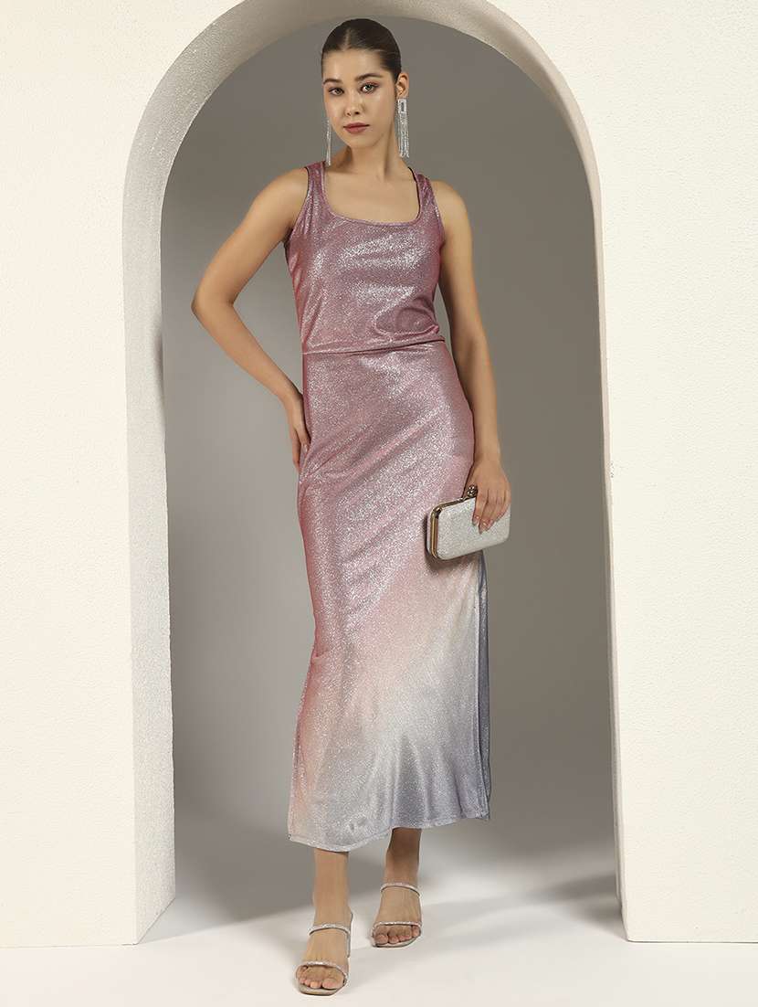 women self designed sleeveless bodycon dress