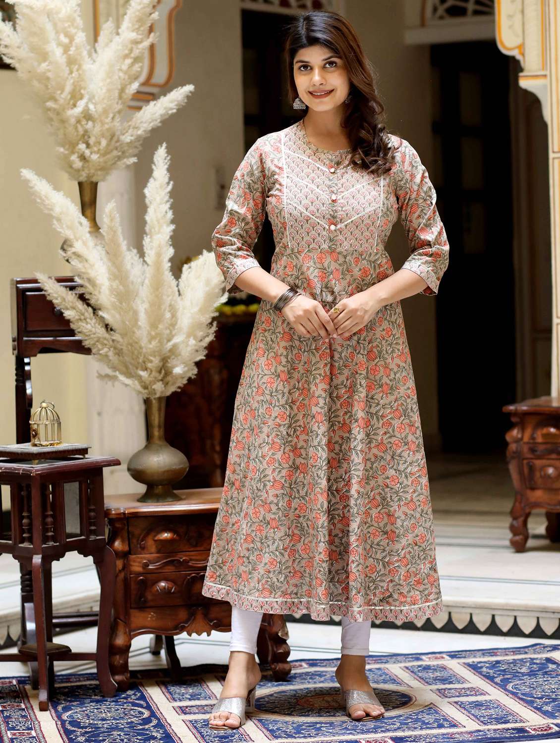 women printed three quarter sleeve anarkali kurta
