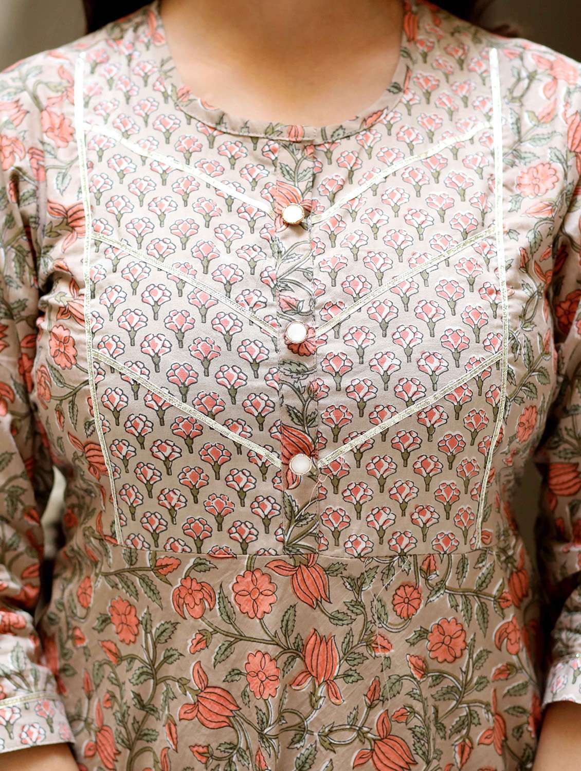 women printed three quarter sleeve anarkali kurta - 22285505 -  Standard Image - 4