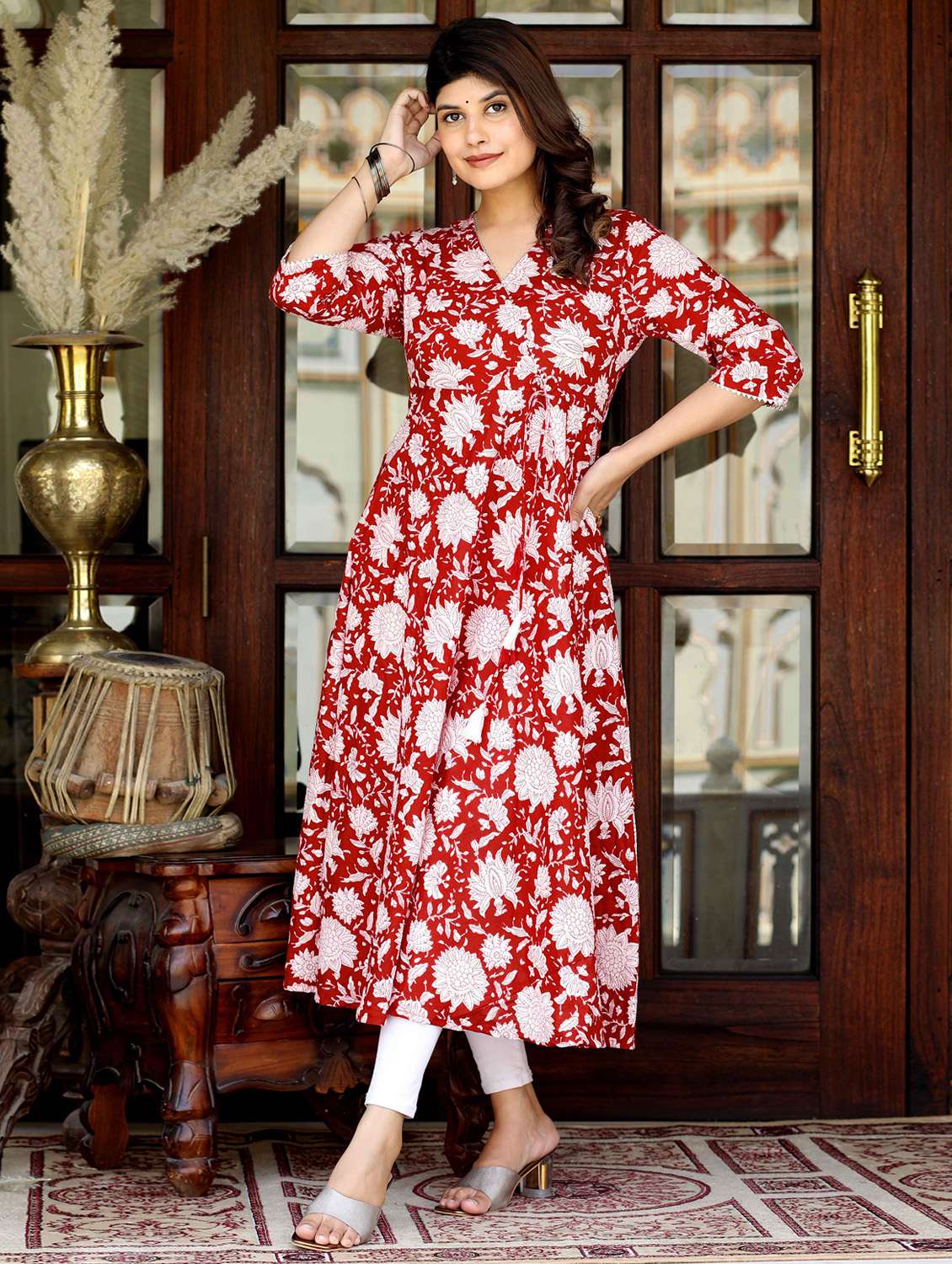 women printed three quarter sleeve anarkali kurta