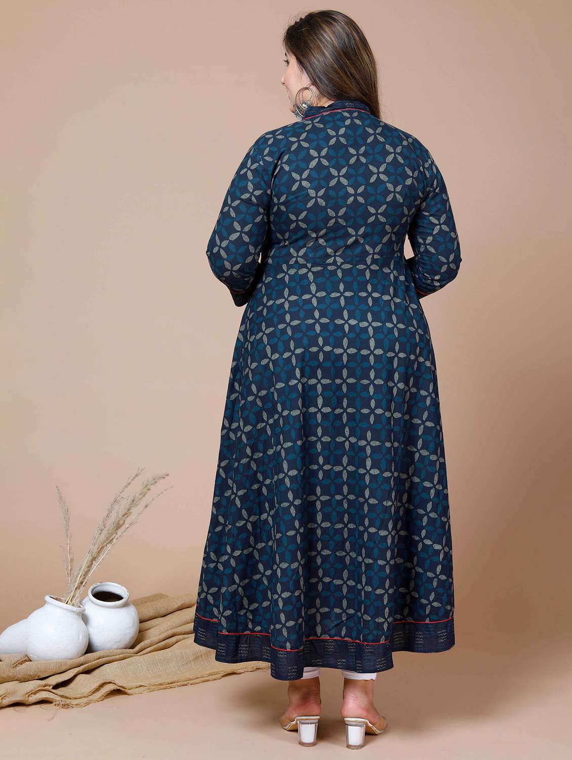 women printed three quarter sleeve kurta - 22285533 -  Standard Image - 4