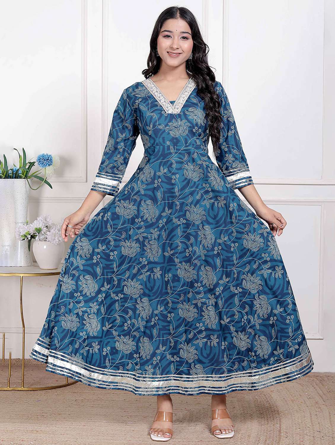 women printed three quarter sleeve anarkali kurta