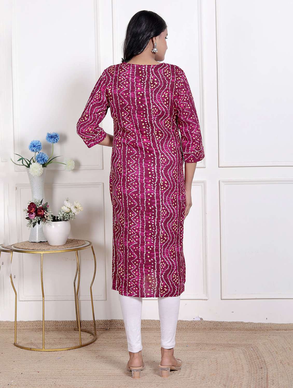 women printed three quarter sleeve straight kurta - 22285561 -  Standard Image - 4