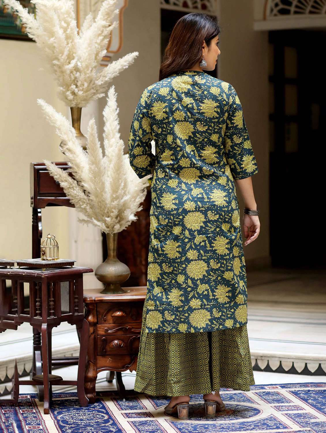 women printed three quarter sleeve kurta sharara with dupatta set - 22285581 -  Standard Image - 4