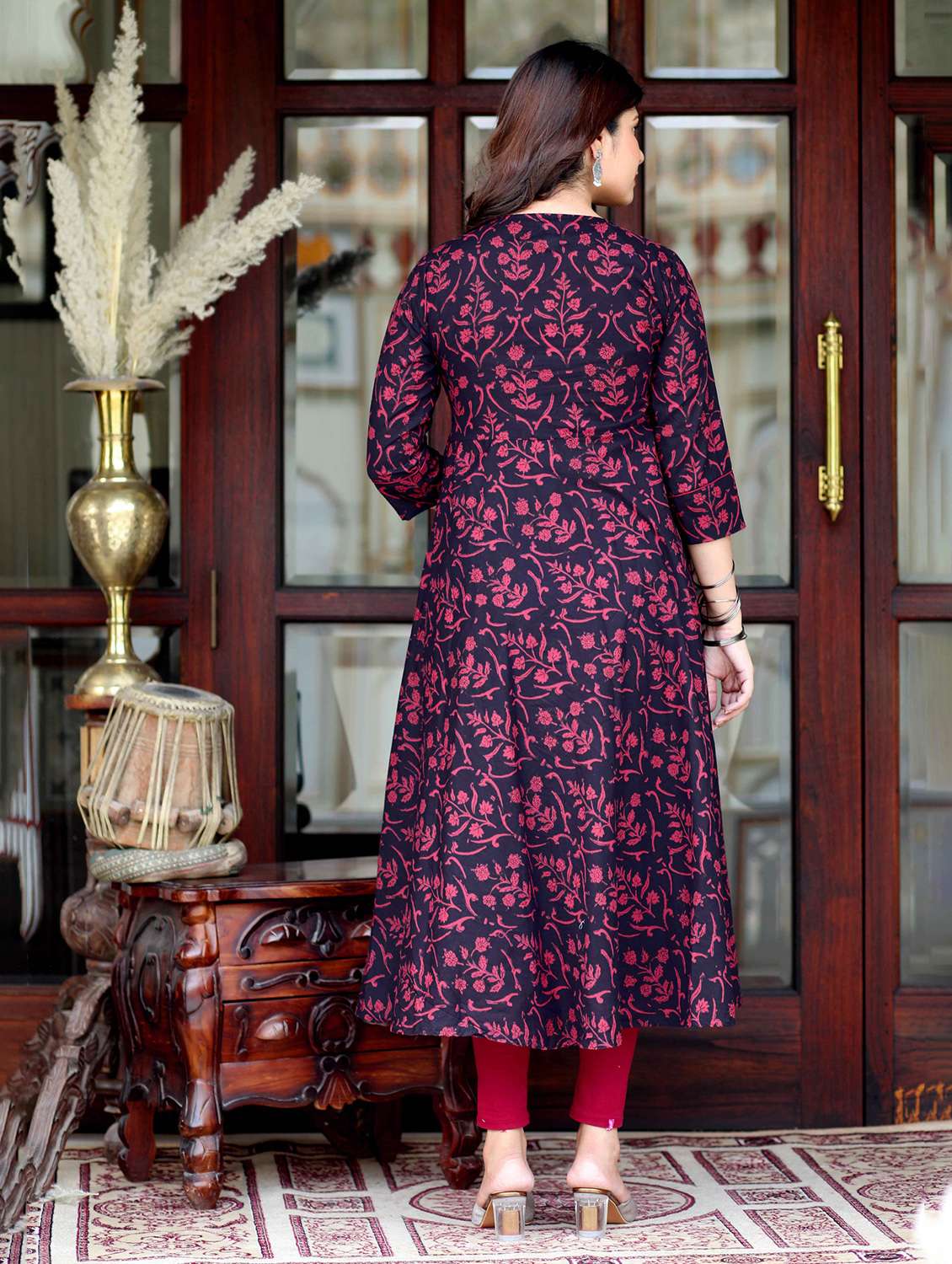 women printed three quarter sleeve kurta with dupatta set - 22285589 -  Standard Image - 4