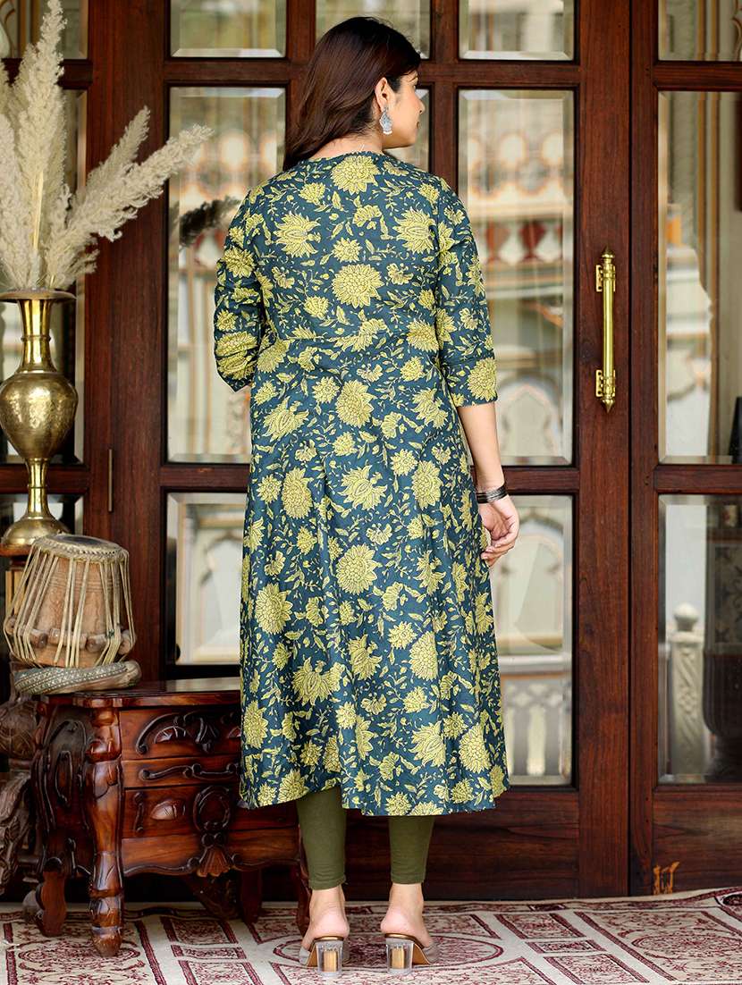 women printed three quarter sleeve kurta with dupatta set - 22285590 -  Standard Image - 4