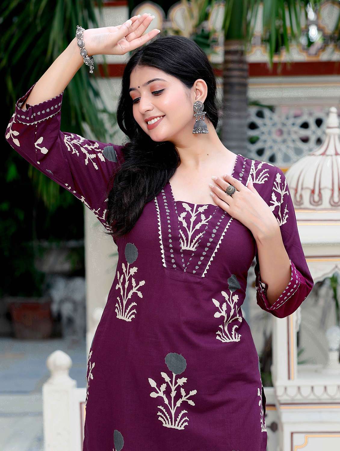 Women Printed Three Quarter Sleeve Kurta Pant Set - 22285605 -  Standard Image - 4
