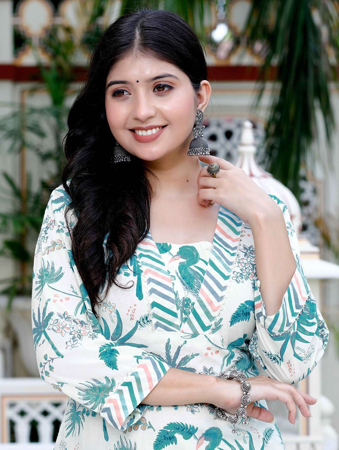 women printed three quarter sleeve kurta pant set - 22285609 -  Standard Image - 4