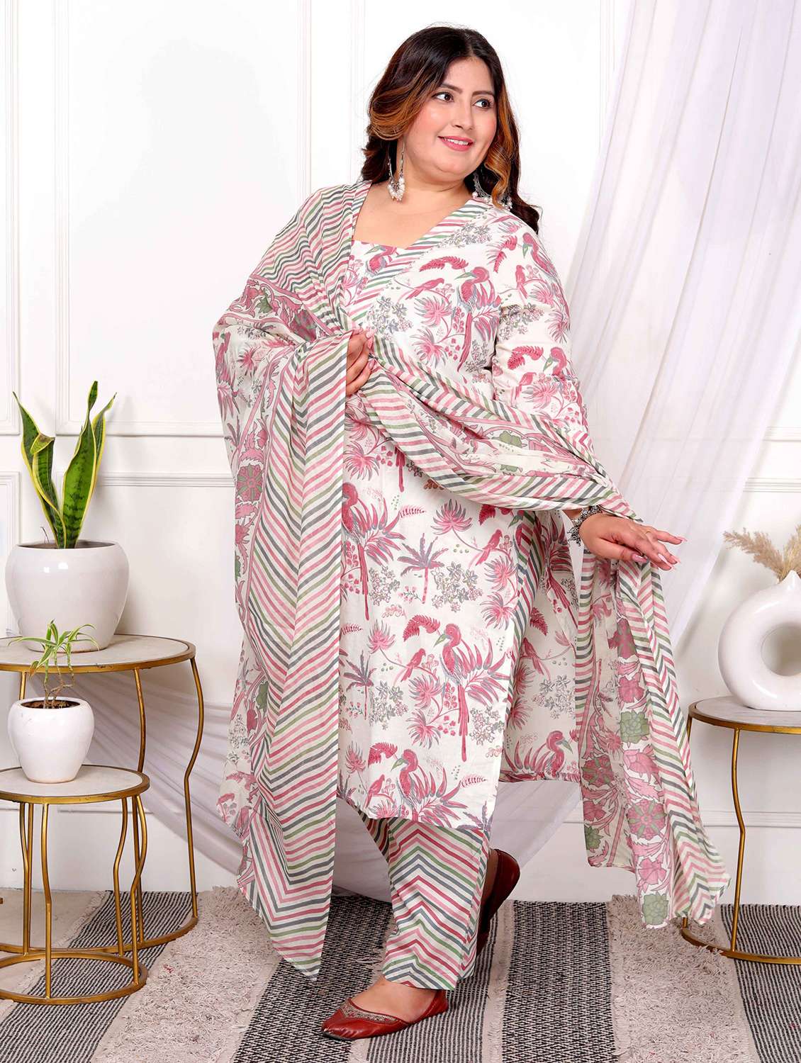 women plus size floral three quarter sleeve kurta pant with dupatta set - 22285618 -  Standard Image - 1