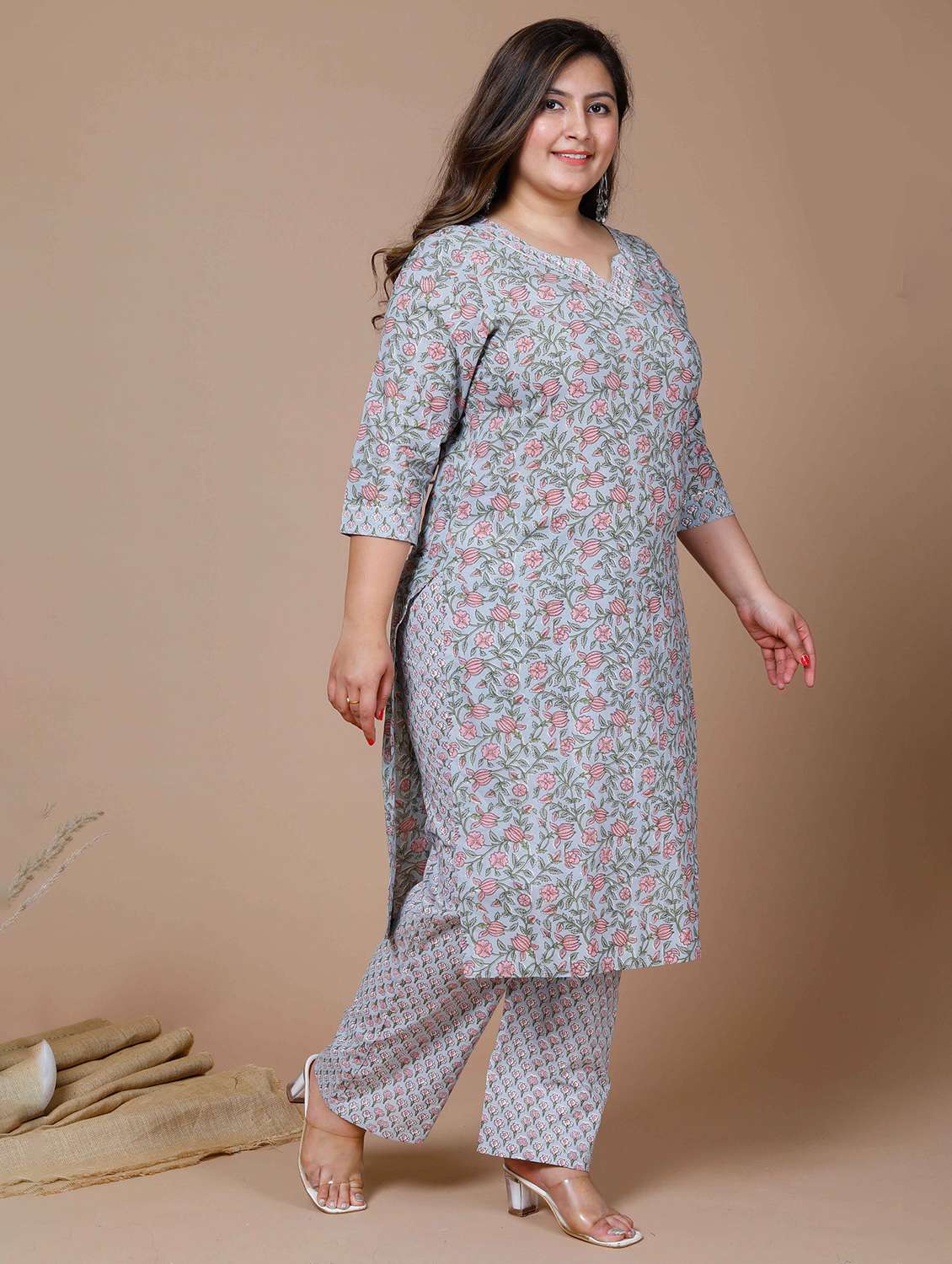 women plus size floral three quarter sleeve kurta palazzo set - 22285631 -  Standard Image - 1