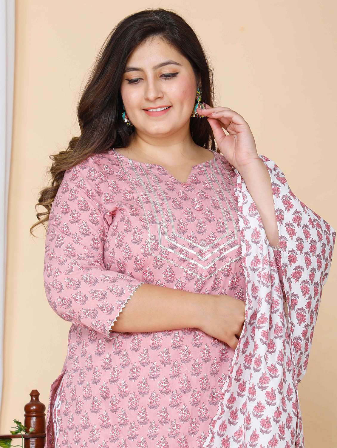 pink suit setwomen plus size floral three quarter sleeve kurta palazzo with dupatta set - 22285634 -  Standard Image - 4