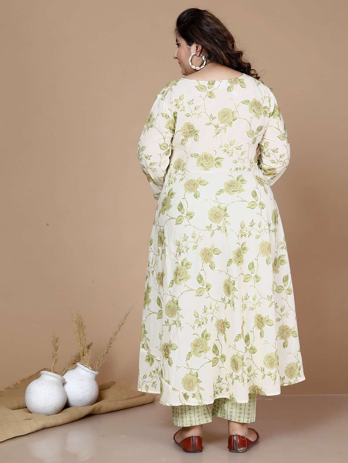 women plus size floral three quarter sleeve kurta pant set - 22285642 -  Standard Image - 1