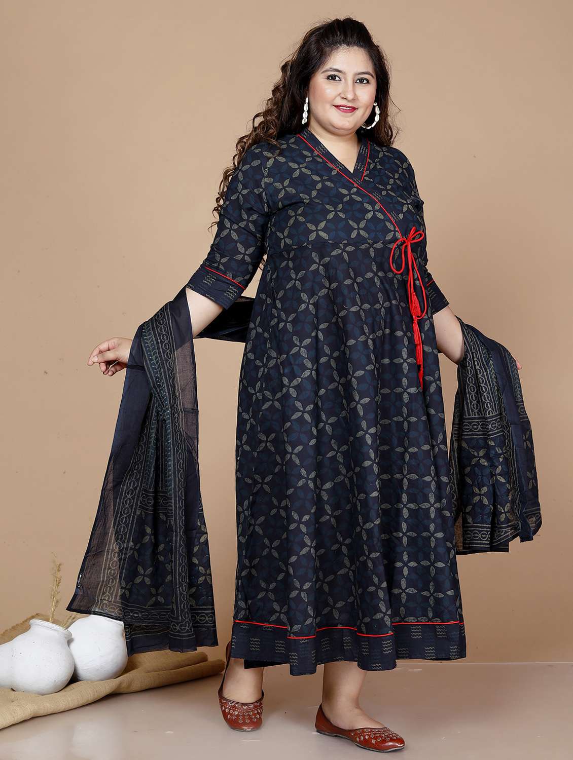 women plus size printed three quarter sleeve kurta with dupatta set - 22285656 -  Standard Image - 1