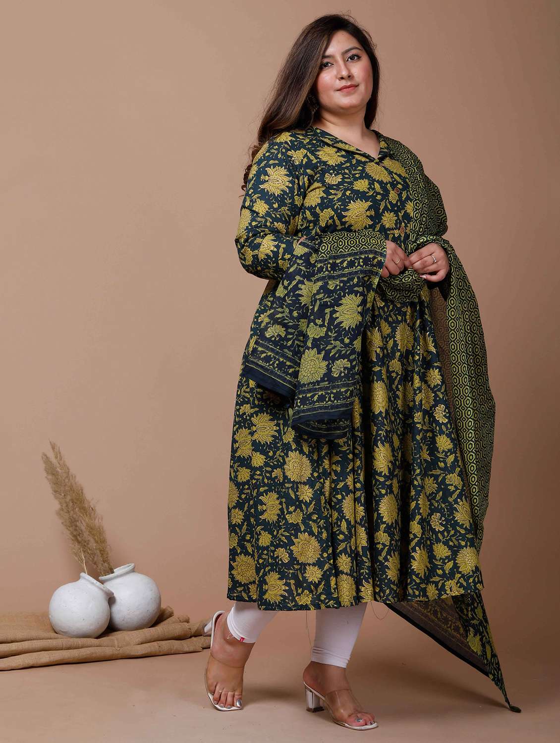 women plus size floral three quarter sleeve kurta with dupatta set - 22285658 -  Standard Image - 1