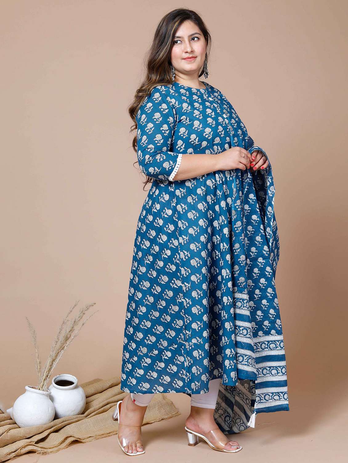 women plus size floral three quarter sleeve kurta with dupatta set - 22285661 -  Standard Image - 1