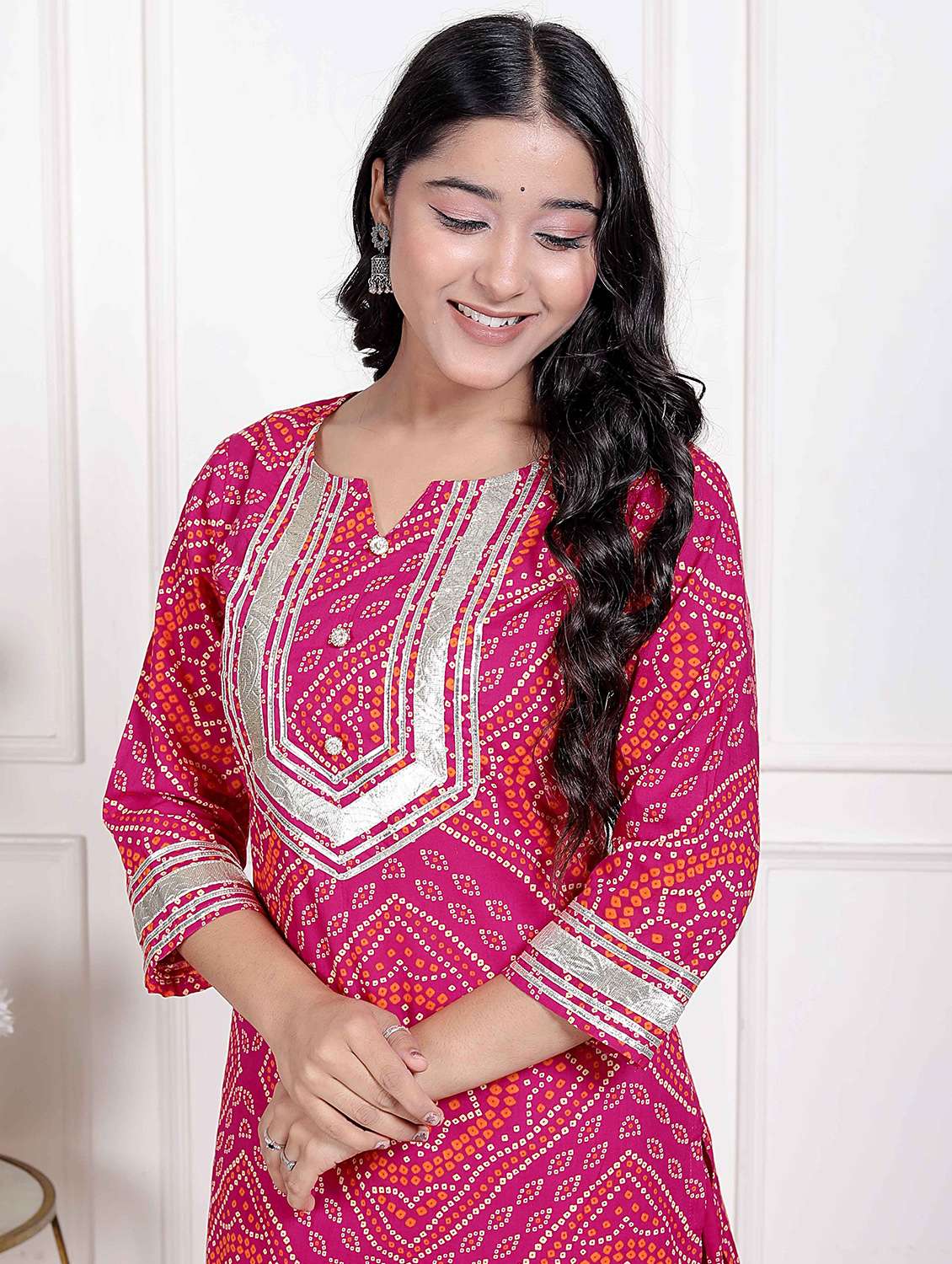 women bandhani three quarter sleeve kurta palazzo set - 22285668 -  Standard Image - 4