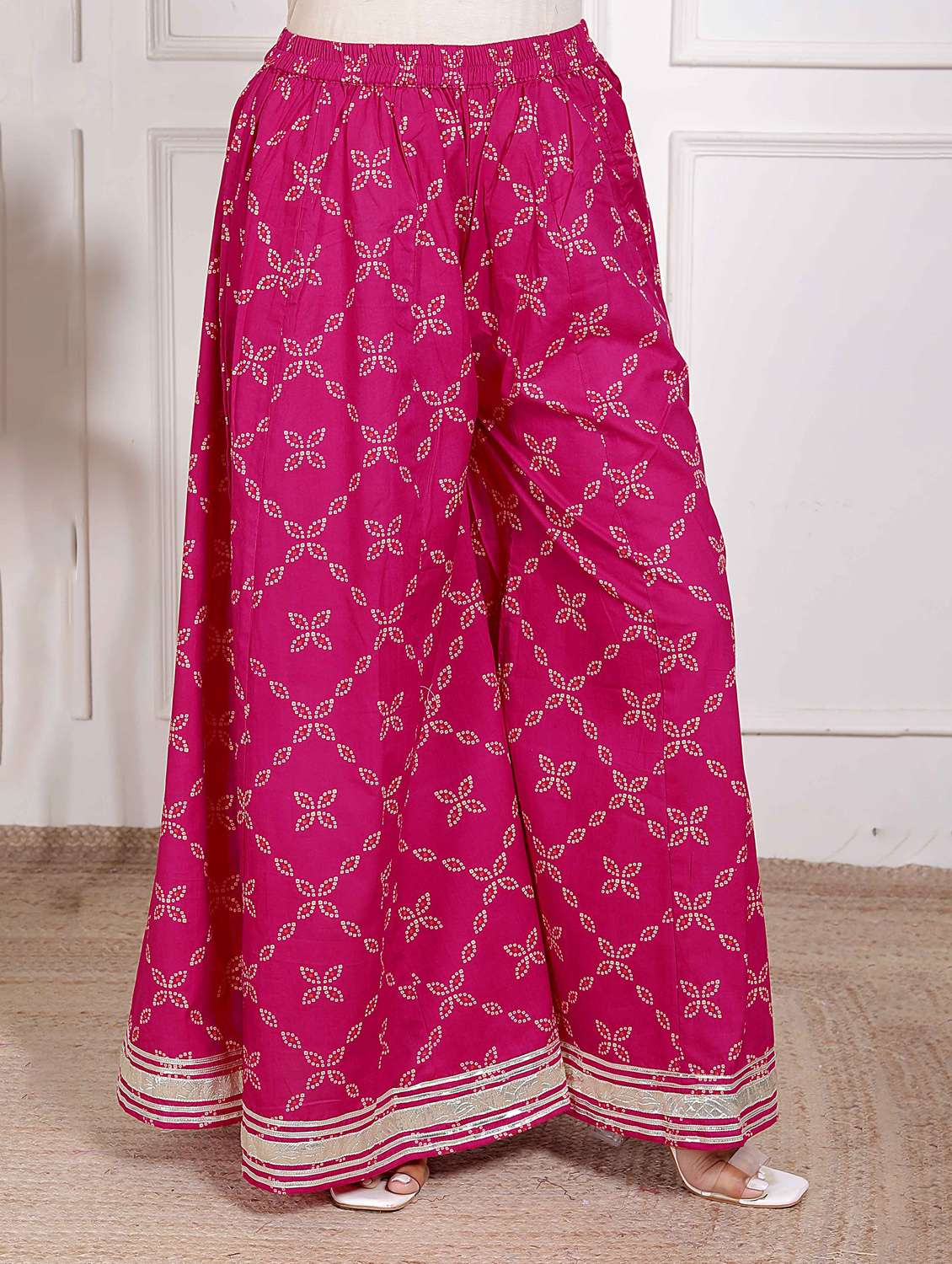 women bandhani three quarter sleeve kurta palazzo with dupatta set - 22285674 -  Standard Image - 4