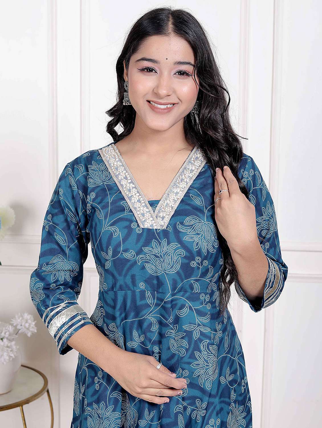 women floral three quarter sleeve kurta with dupatta set - 22285679 -  Standard Image - 4