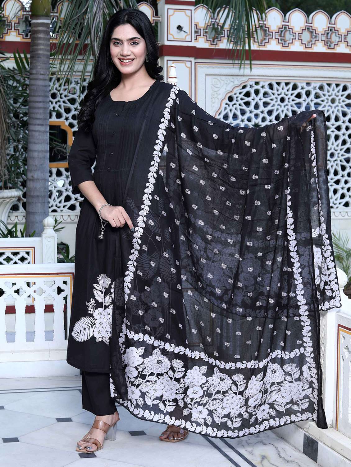 women floral three quarter sleeve kurta pant with dupatta set - 22285685 -  Standard Image - 1