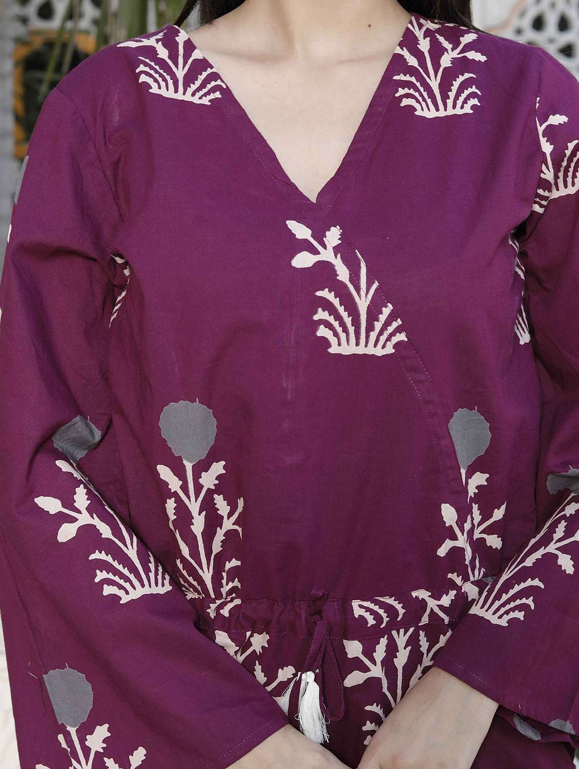 women floral print bell sleeve romper - 22285736 -  Standard Image - 4