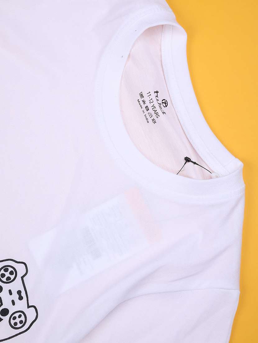 boys colro blocked short sleeve t-shirt - 22286112 -  Standard Image - 4