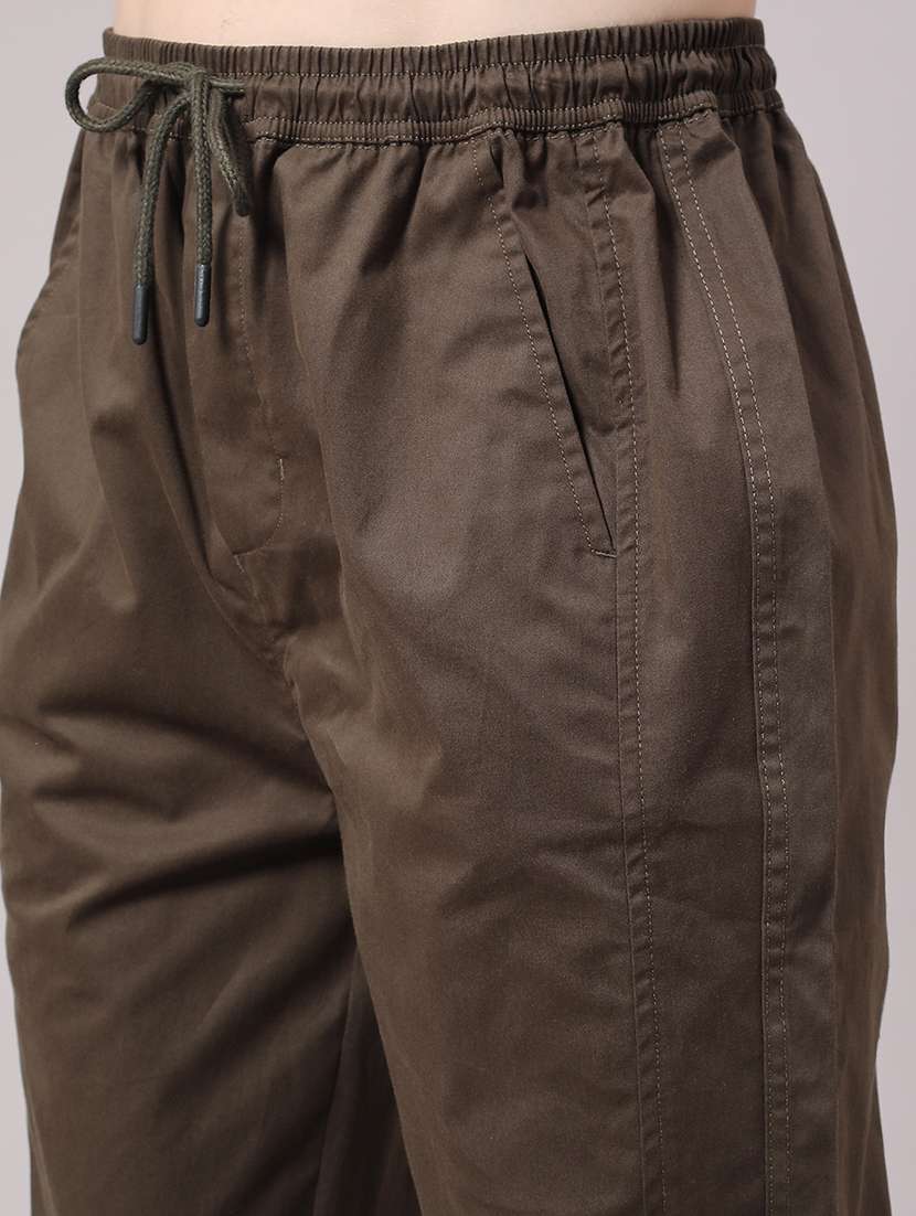 men brown cotton cargo - 22286245 -  Standard Image - 1