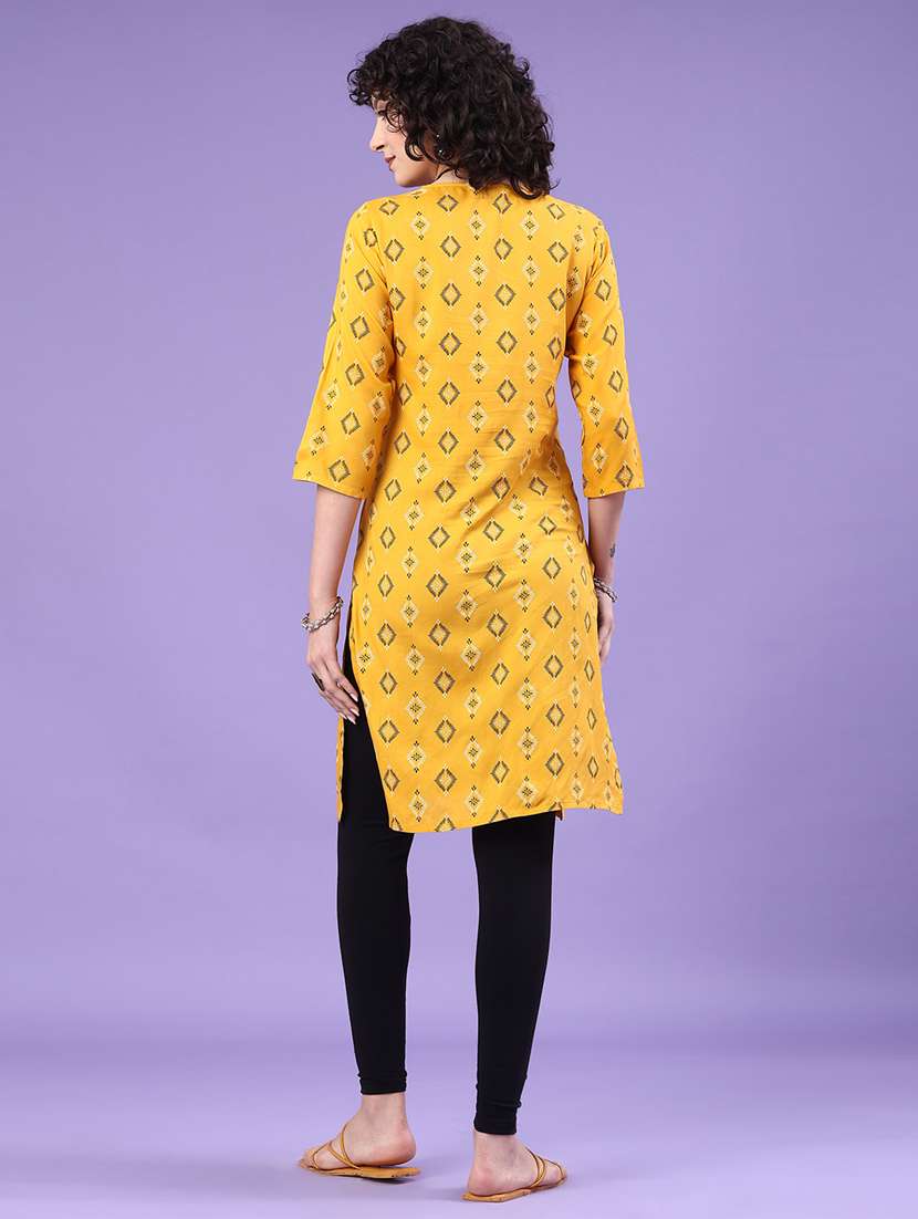 women printed three quarter sleeve straight kurta - 22286266 -  Standard Image - 4