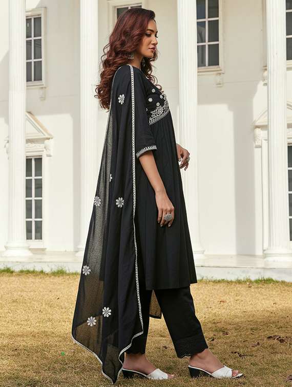 Women Solid With Work Three Quarter Sleeve Kurta Pant With Dupatta Set - 22286465 -  Standard Image - 1