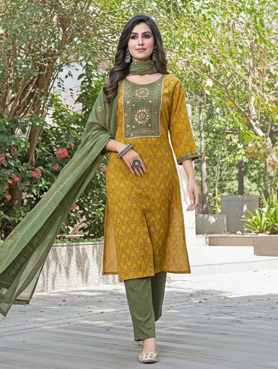 women printed three quarter sleeve kurta pant with dupatta set - 22286475 -  Standard Image - 1
