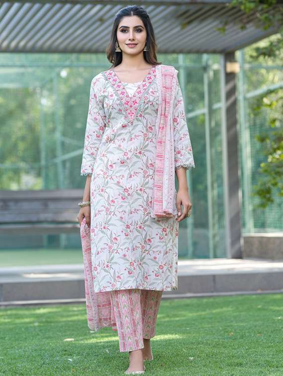 women printed three quarter sleeve kurta pant with dupatta set - 22286490 -  Standard Image - 1