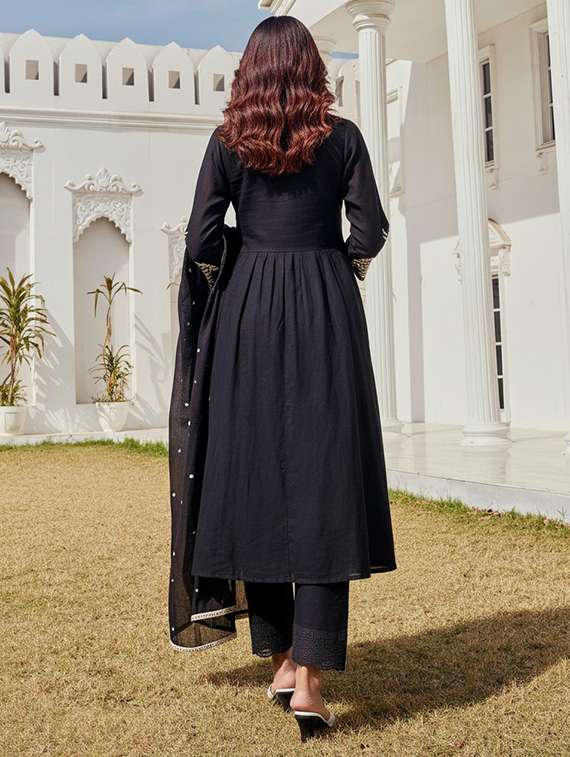 Women Solid With Work Three Quarter Sleeve Kurta Pant With Dupatta Set - 22286499 -  Standard Image - 4