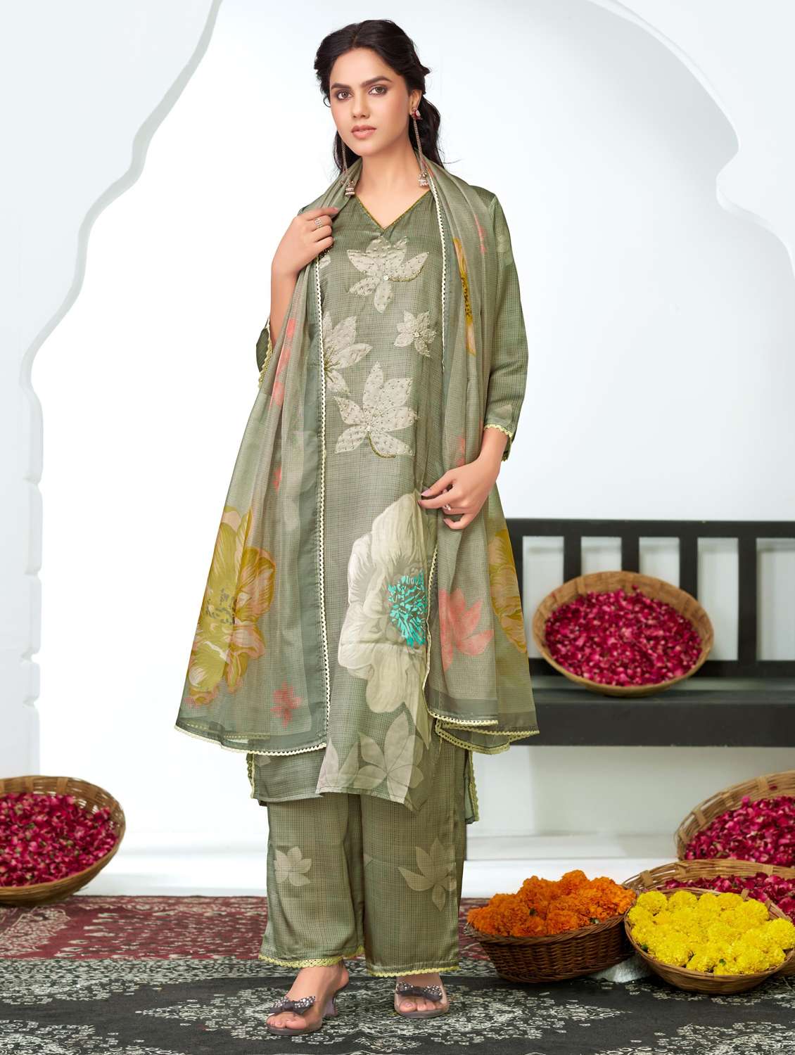 women floral three quarter sleeve kurta palazzo with dupatta set - 22286514 -  Standard Image - 1