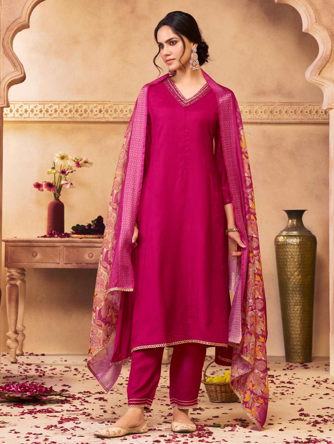 women solid three quarter sleeve kurta pant with dupatta set - 22286540 -  Standard Image - 1