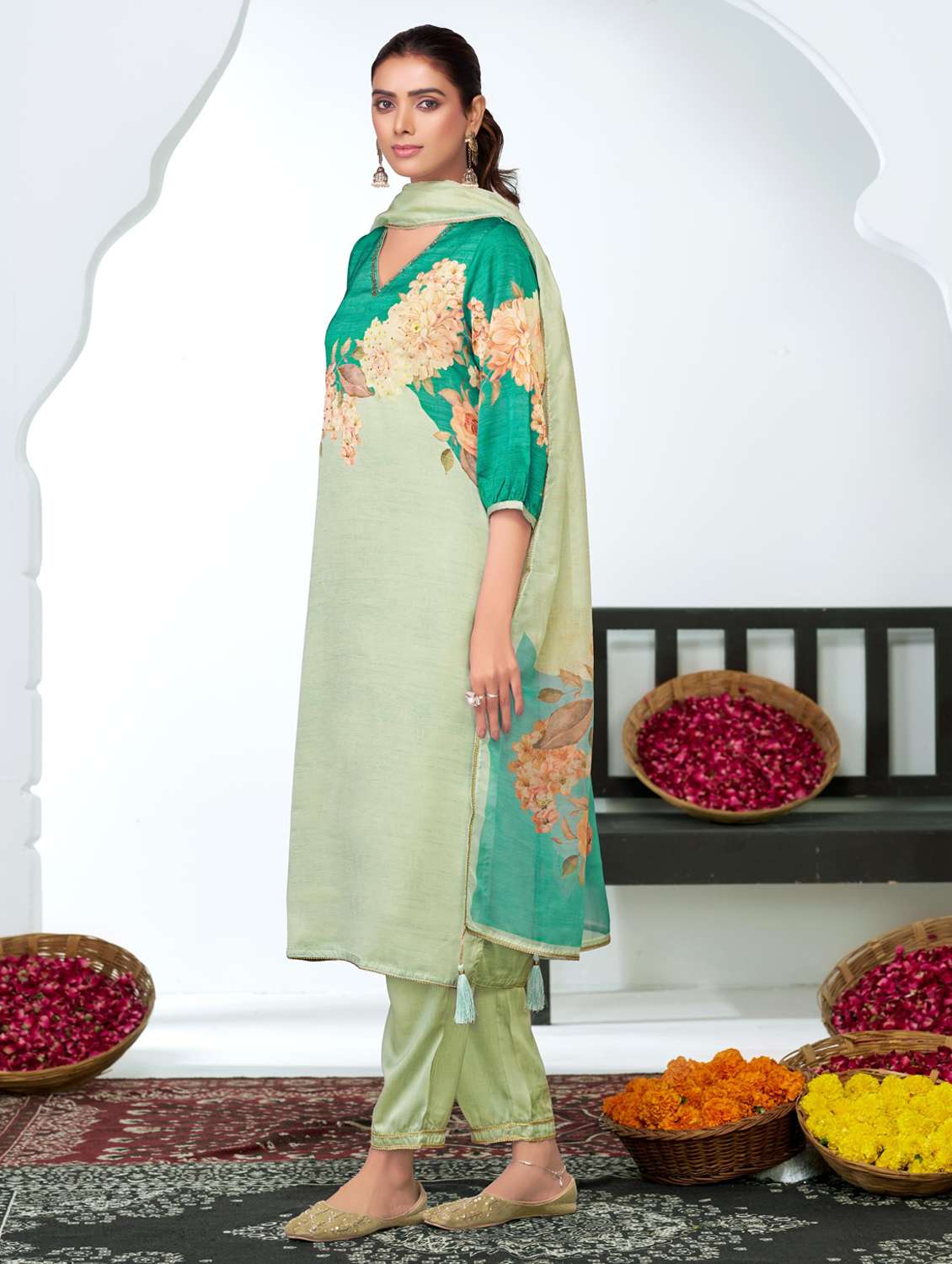 women floral three quarter sleeve kurta pant with dupatta set - 22286543 -  Standard Image - 1