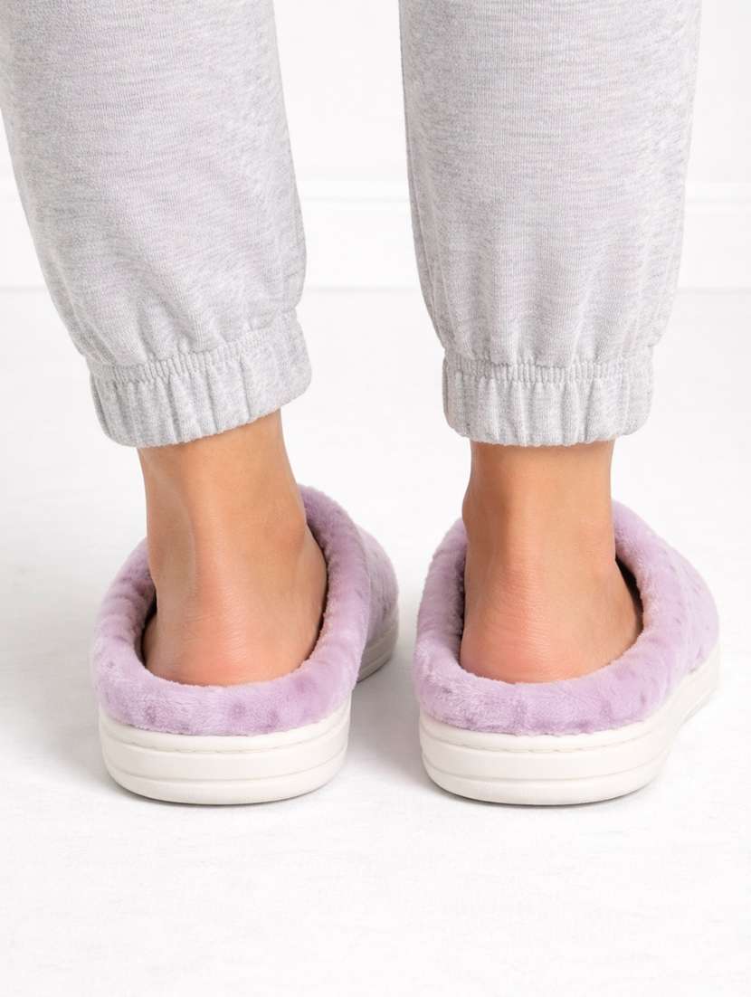 women printed slip on winterwear slipper - 22286955 -  Standard Image - 1