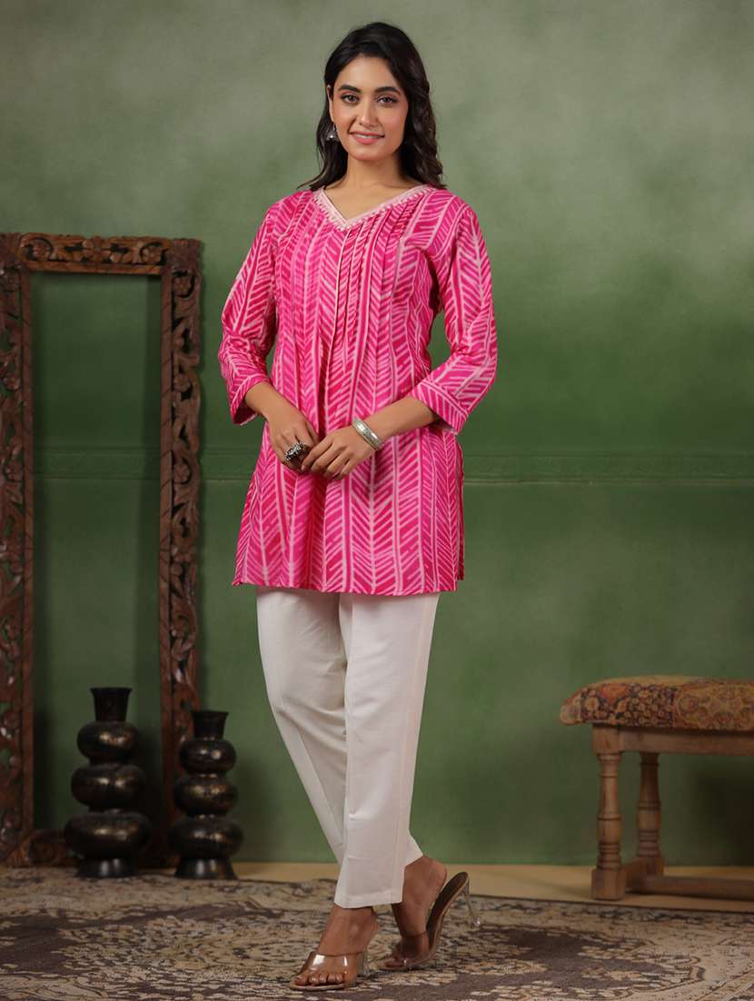 women printed three quarter sleeve a-line kurti - 22287107 -  Standard Image - 4