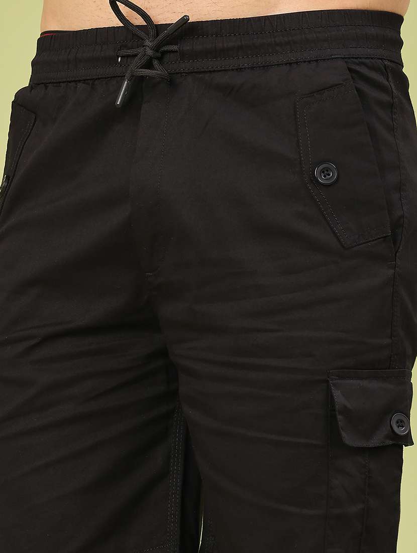 men solid mid rise regular fit cargo shorts - 22287384 -  Standard Image - 1