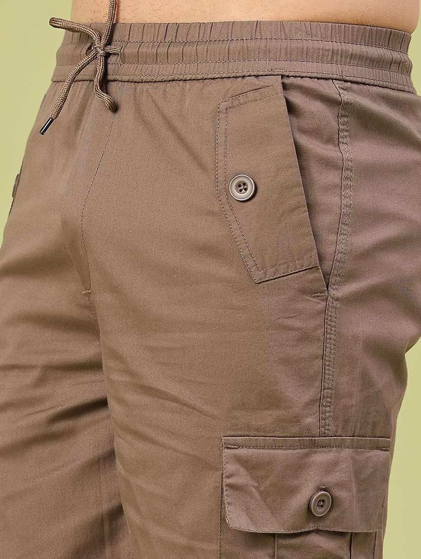 men solid mid rise regular fit cargo shorts - 22287385 -  Standard Image - 1