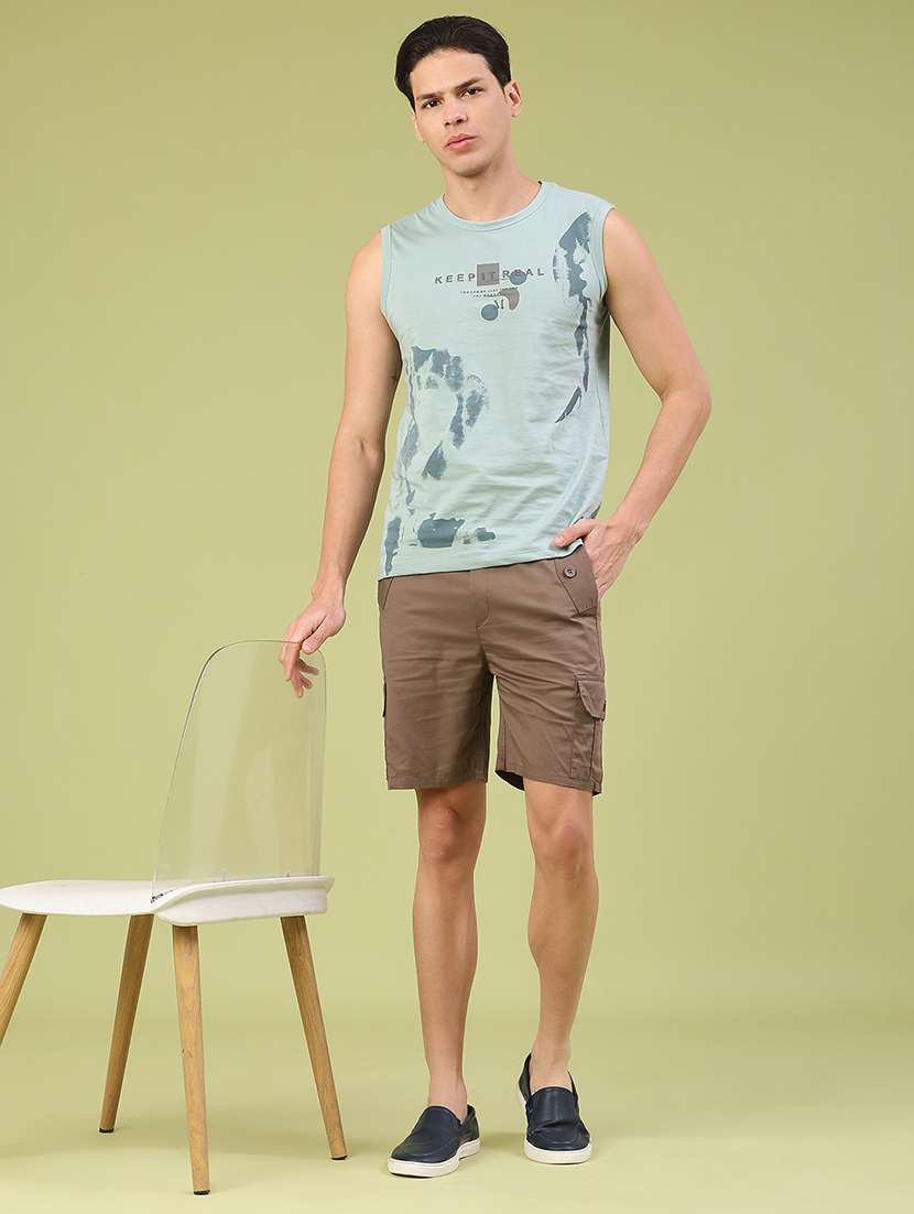 men solid mid rise regular fit cargo shorts - 22287385 -  Standard Image - 4