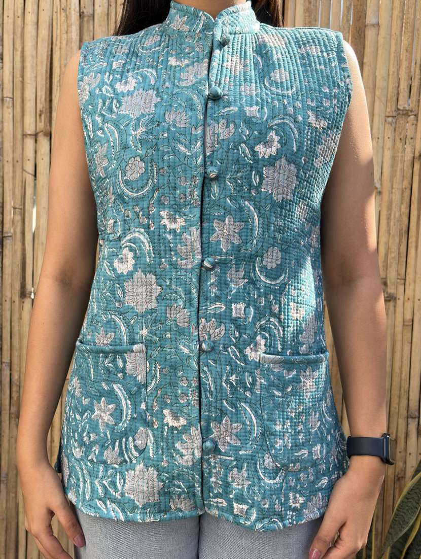 women printed mandarin neck sleeveless jacket - 22287689 -  Standard Image - 4