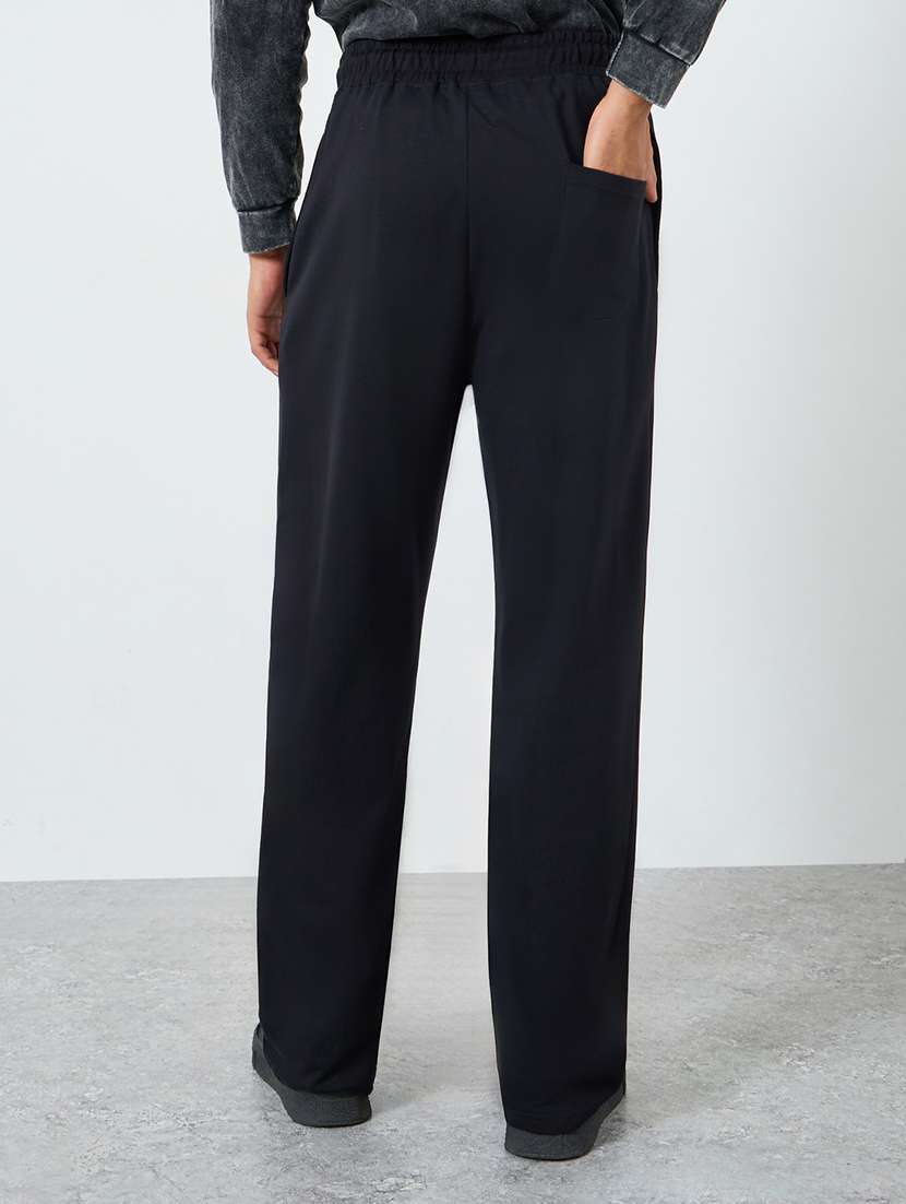 men printed mid rise relaxed fit track pant - 22287902 -  Standard Image - 1