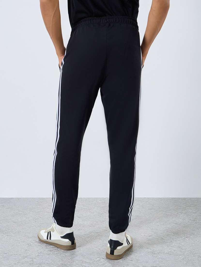 men solid mid rise regular fit jogger - 22287921 -  Standard Image - 1