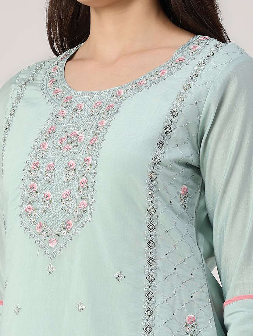 Women Three Quarter Sleeve Kurta Pant With Dupatta Set - 22288429 -  Standard Image - 1